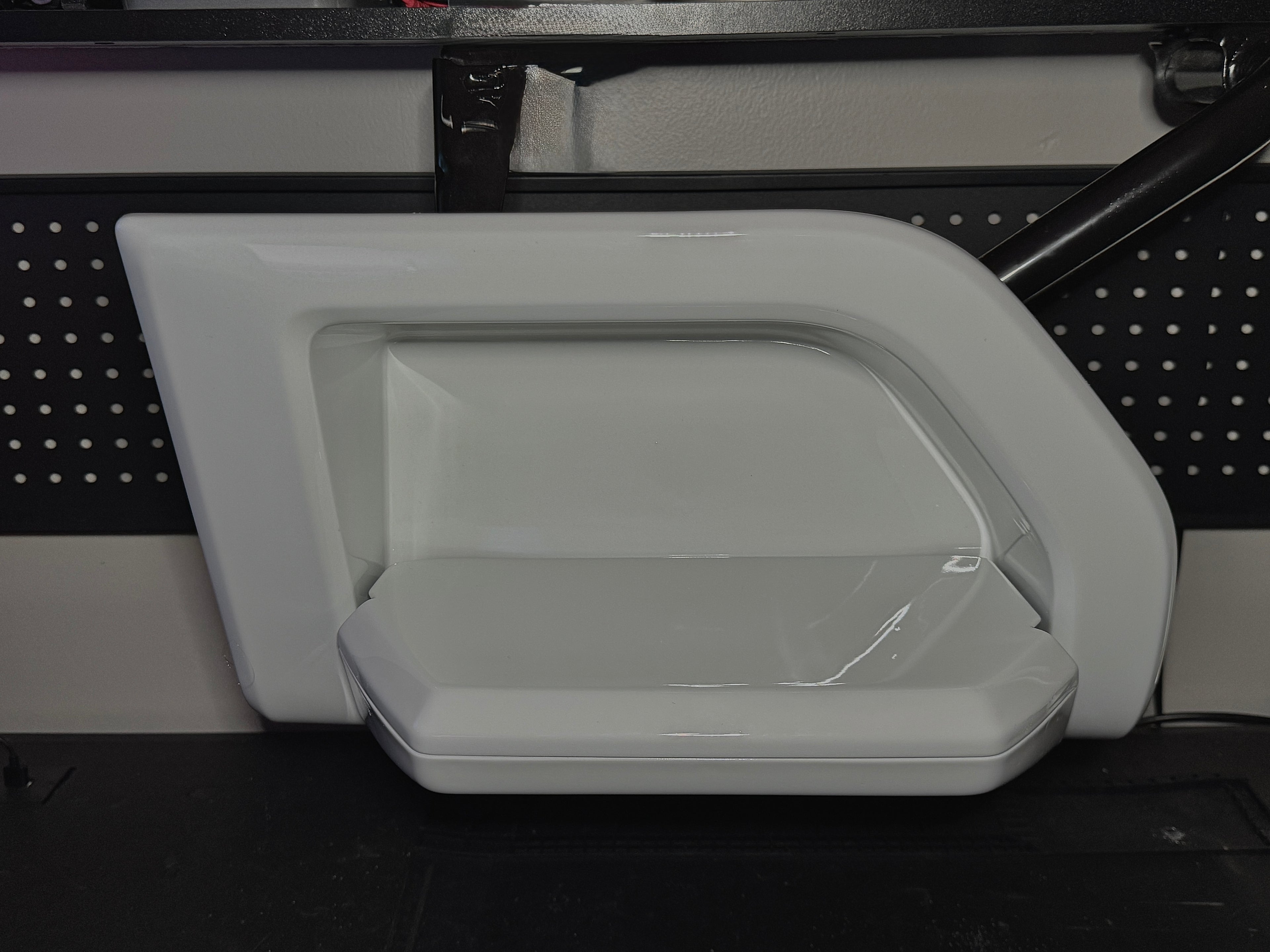 2020-2026 GM Smooth Bed Step